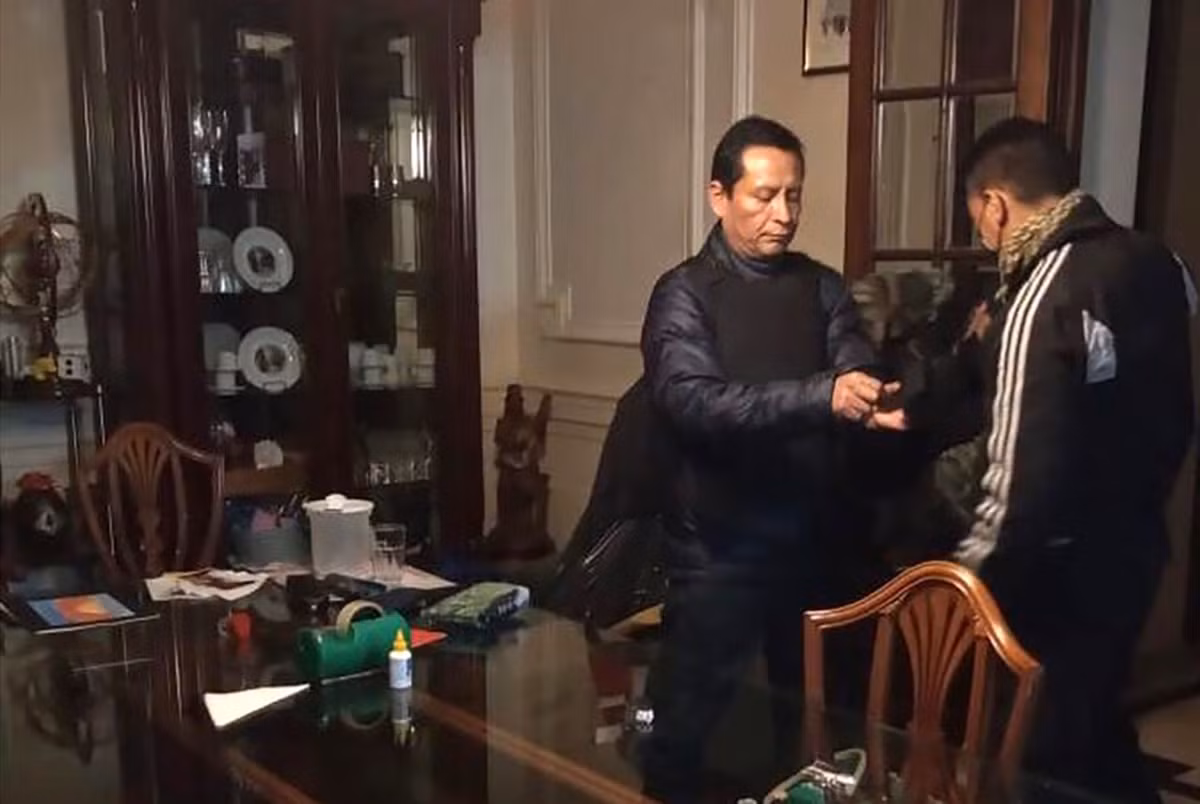 Sự sụp đổ của “bố già” Atachahua và “đế chế rửa tiền” toàn cầu -0