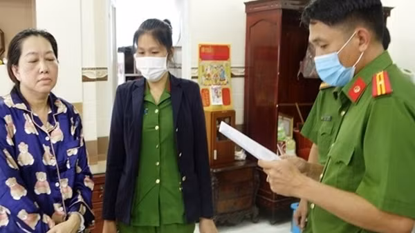 Phát hiện, xử lý gần 200 vụ buôn lậu, 13.417 vụ ma tuý trong 6 tháng