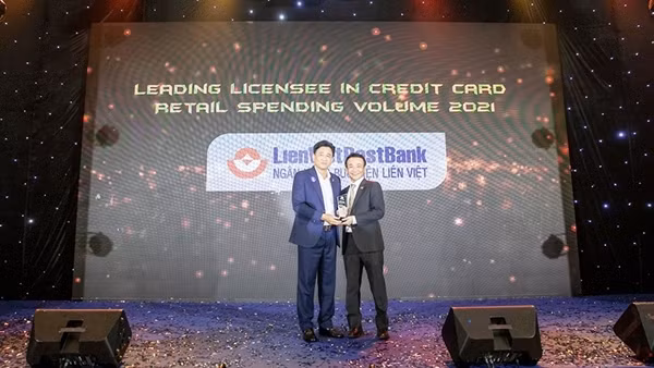LienVietPostBank được vinh danh 5 hạng mục danh giá của Tổ chức Thẻ quốc tế