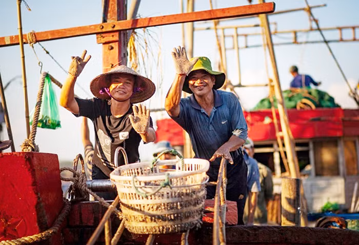 Để những con tàu được về với biển -1