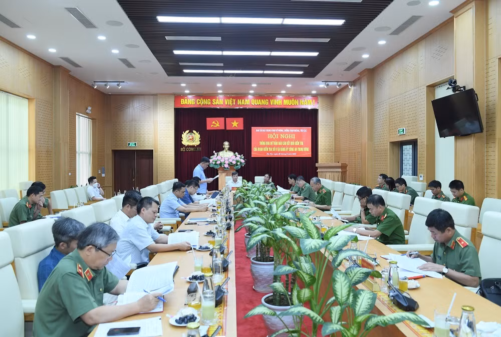 toàn cảnh hội nghị..jpg -0