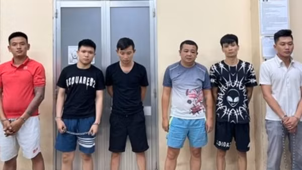Bắt 6 đối tượng cho vay lãi suất 30%/tháng