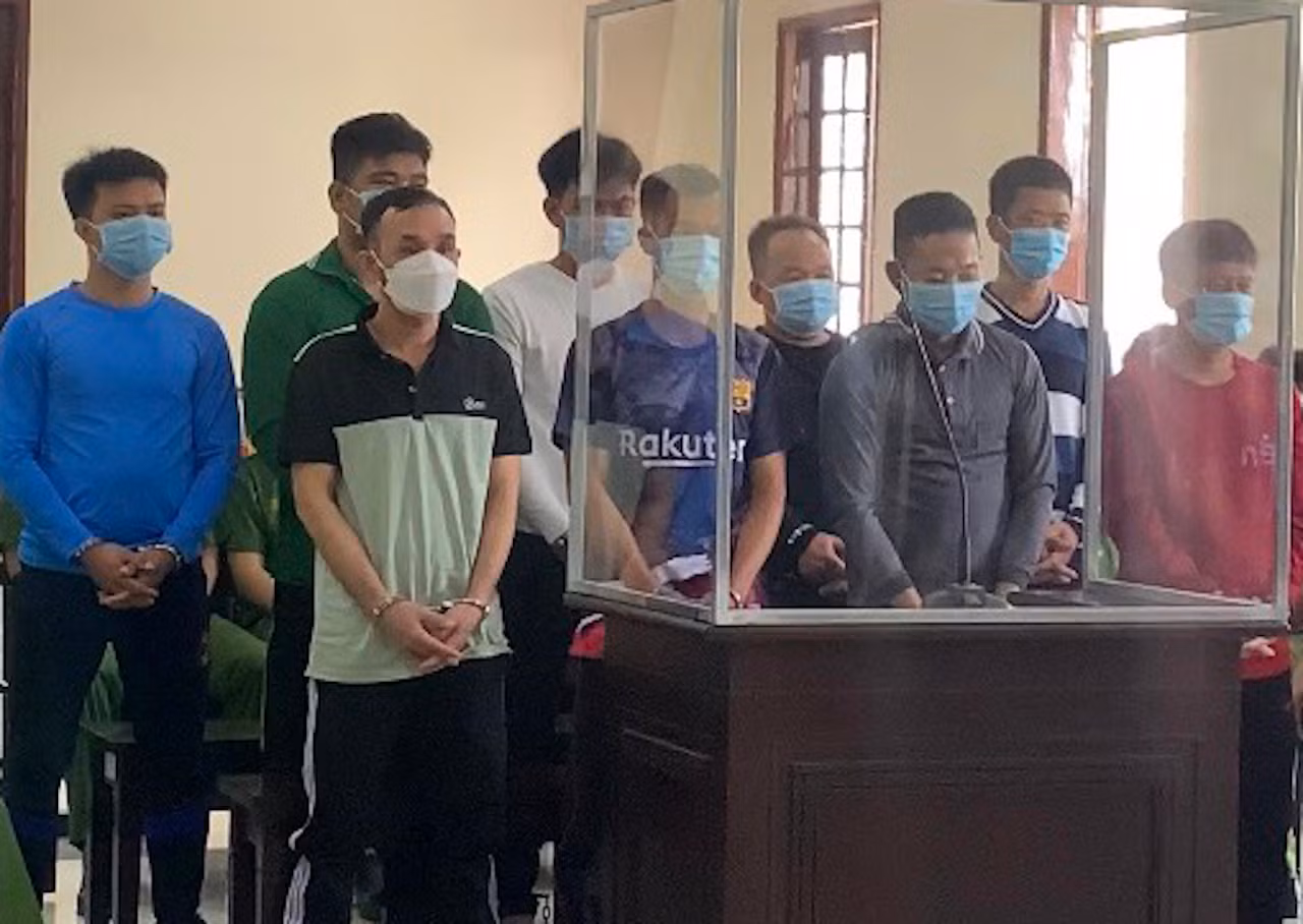 7 bị cáo lãnh án tử hình trong vụ vận chuyển 45kg ma túy xuyên biên giới -0