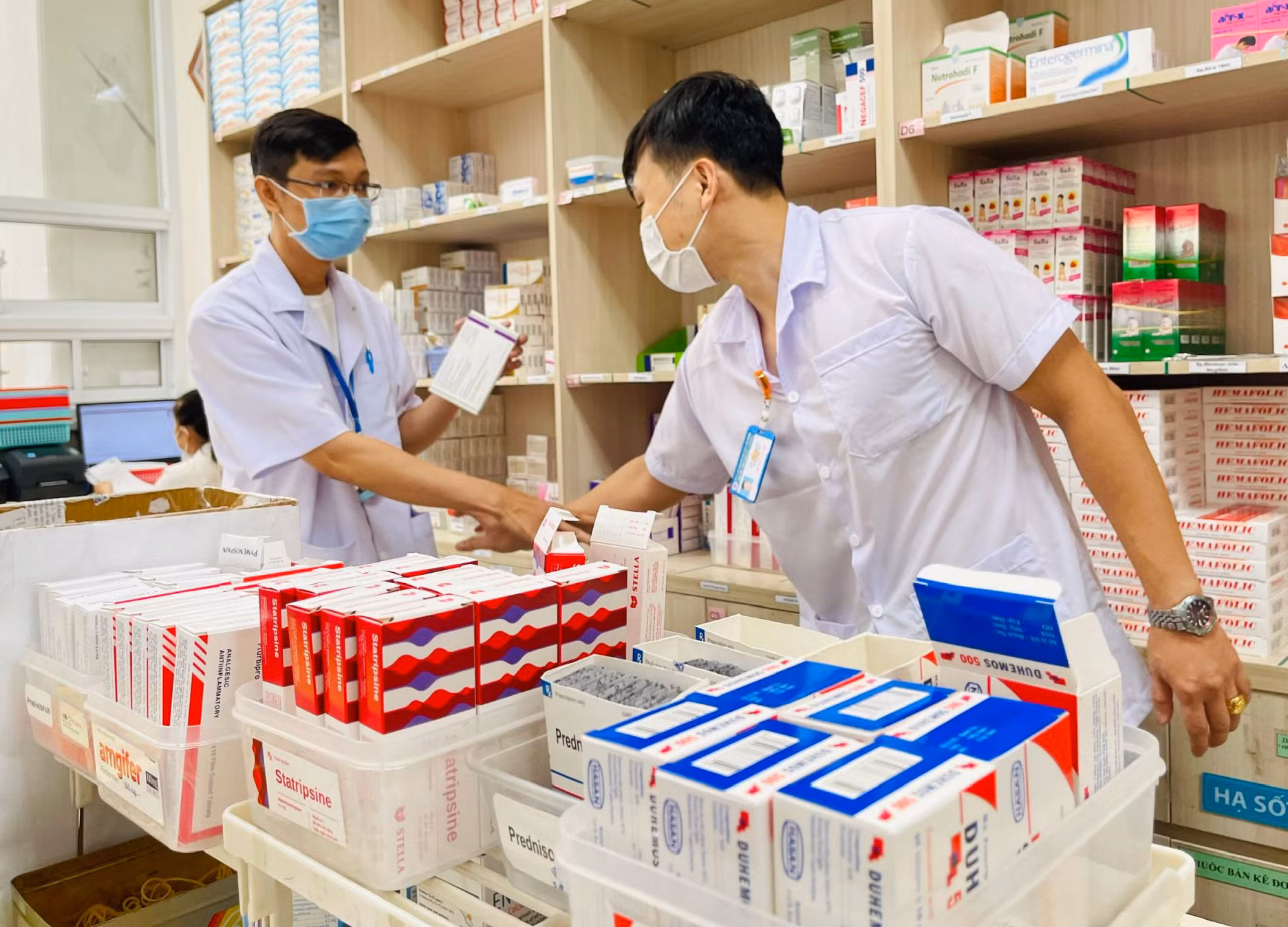 Công bố kết quả 3 gói thầu thuốc tập trung quốc gia, giảm hơn 1.300 tỷ đồng -0