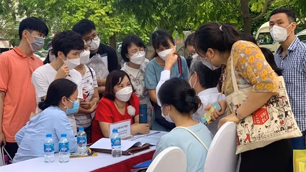Tránh nhầm lẫn giữa điểm sàn nhận hồ sơ và điểm chuẩn trúng tuyển