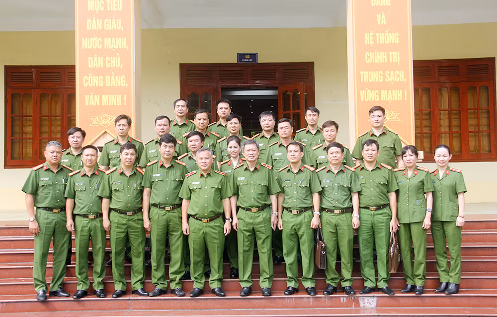 Tạo điều kiện tốt nhất để phạm nhân được đặc xá tái hoà nhập cộng đồng -0