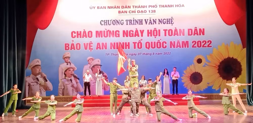 Thanh Hóa tổ chức&nbsp;văn nghệ chào mừng&nbsp;“Ngày hội toàn dân bảo vệ an ninh Tổ quốc” -0