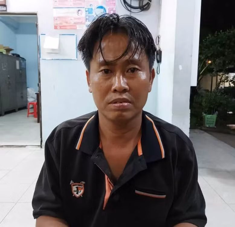 Nhậu say, đập phá xe ô tô vì thấy đậu…chướng mắt -0