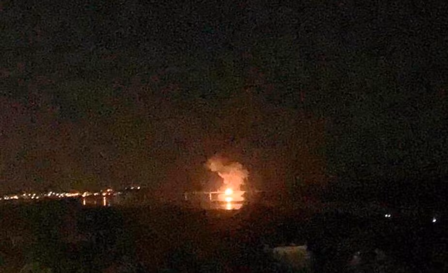 Ukraine bắn loạt pháo HIMARS, nhưng không thể đánh sập cầu ở Kherson -0