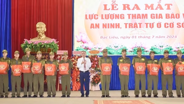 Công an Bạc Liêu góp phần đưa các luật vào cuộc sống