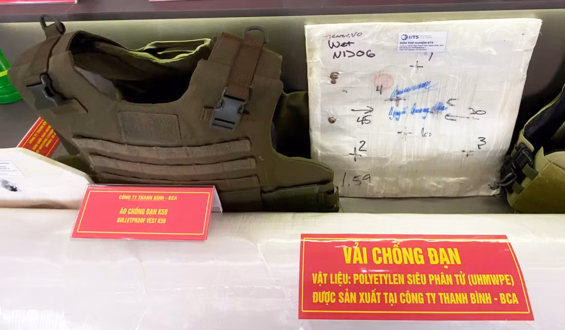 Nhiều sản phẩm mang tính ứng dụng thị trường năng động của Bộ Công an tham gia Triển lãm Quốc phòng quốc tế 2024 -2