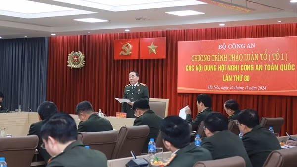 Nêu gương, "nói thẳng, nói thật" tại phiên thảo luận tổ Hội nghị Công an toàn quốc