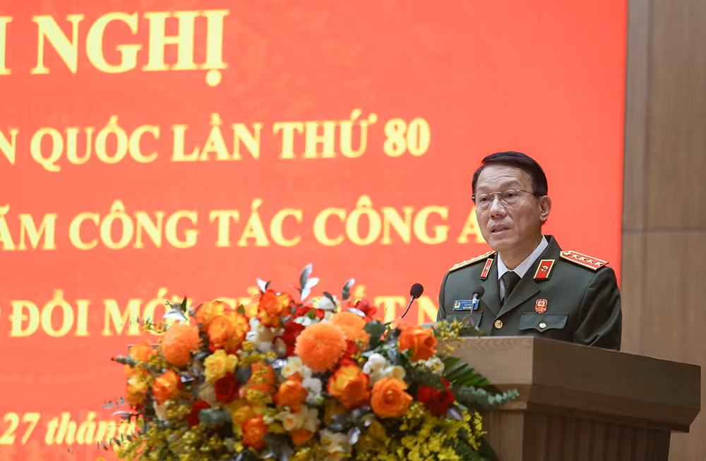 Lực lượng CAND nêu cao tinh thần cách mạng, gương mẫu đi đầu hoàn thành nhiệm vụ công tác năm 2025 -0