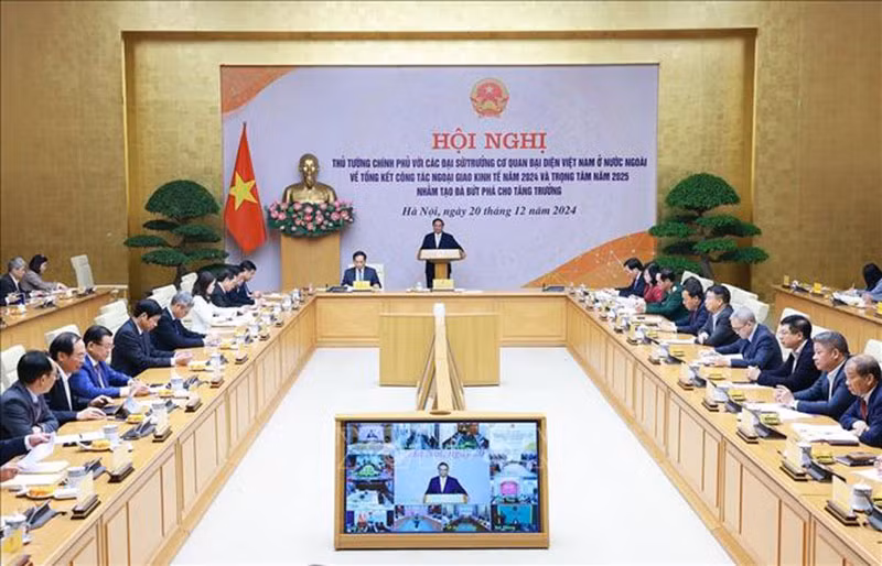 Ngoại giao kinh tế năm 2024 trở thành trọng tâm, mang lại nhiều kết quả thực chất -0