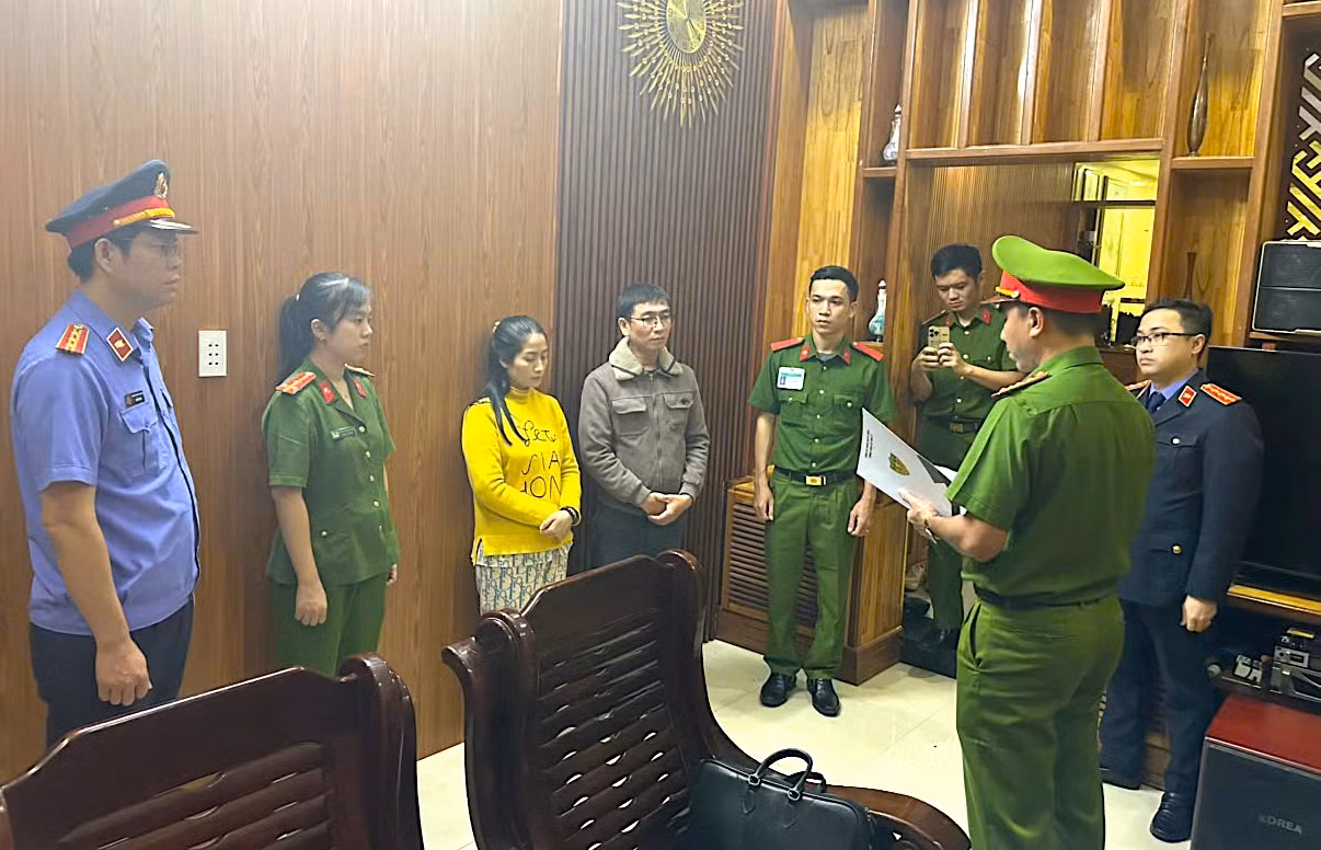 Phát hiện gần 1 tấn chả chứa hàn the, khởi tố bắt giam chủ cơ sở sản xuất -0