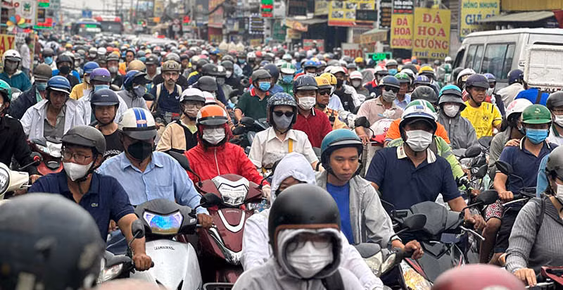 Thi công hơn 2 năm chưa xong 7km đường thường xuyên ùn tắc -0