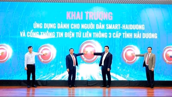 Đẩy mạnh chuyển đổi số, mang lại hiệu quả thiết thực cho người dân và doanh nghiệp