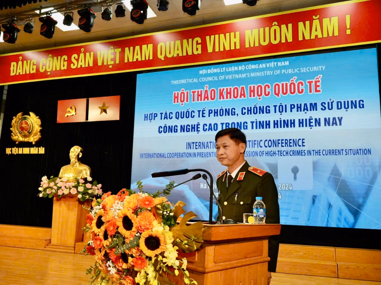 Đẩy mạnh hợp tác quốc tế về phòng, chống tội phạm sử dụng công nghệ cao -0