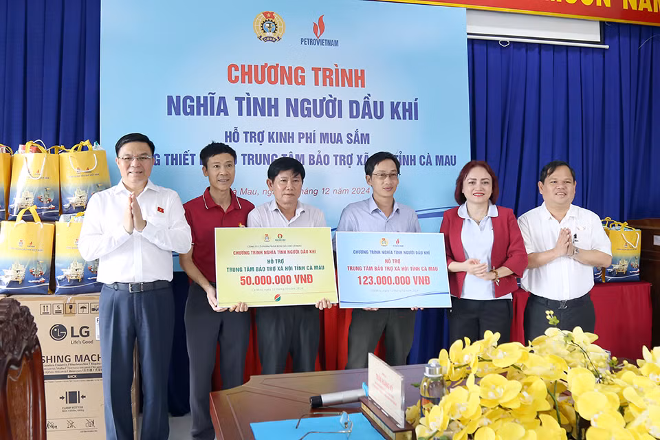 Ổn định kinh tế vĩ mô, tạo động lực phát triển (Bài cuối) -0