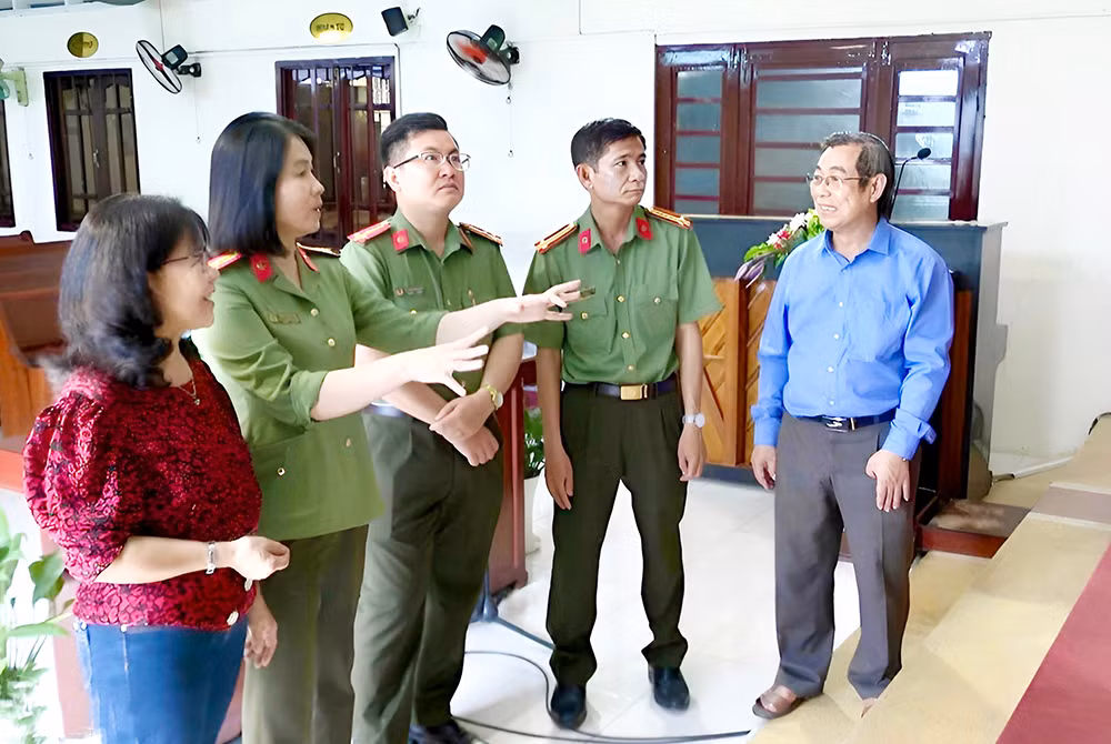 Đồng bào lương, giáo chung tay xây dựng quê hương -2