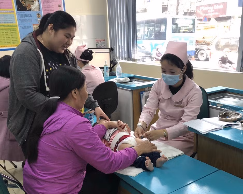 Dịch bệnh truyền nhiễm năm 2025 còn diễn biến phức tạp -0
