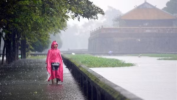 Miền Trung và Tây Nguyên mưa lớn, vùng núi Bắc Bộ rét hại