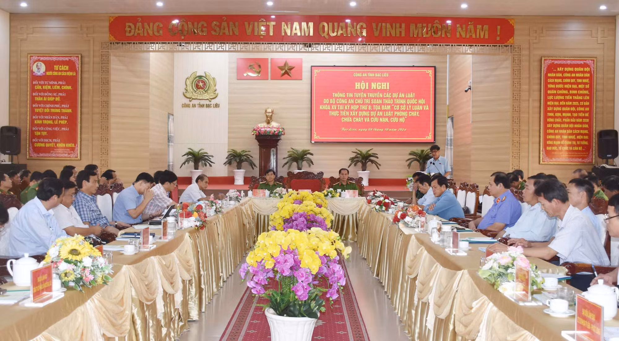 Công an Bạc Liêu góp phần đưa các luật vào cuộc sống -0
