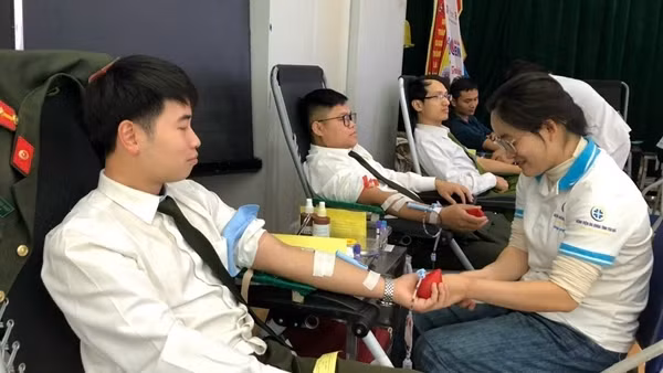 250 CBCS Công an tỉnh Yên Bái tham gia hiến máu tình nguyện