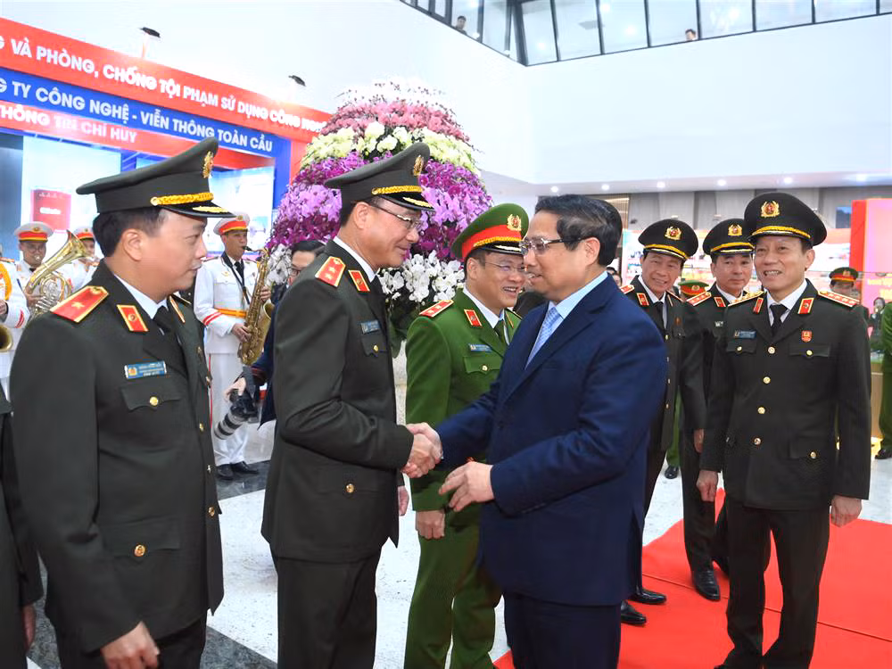 Lực lượng CAND lập nhiều chiến công, đưa đất nước bước vào kỷ nguyên văn minh, thịnh vượng -1