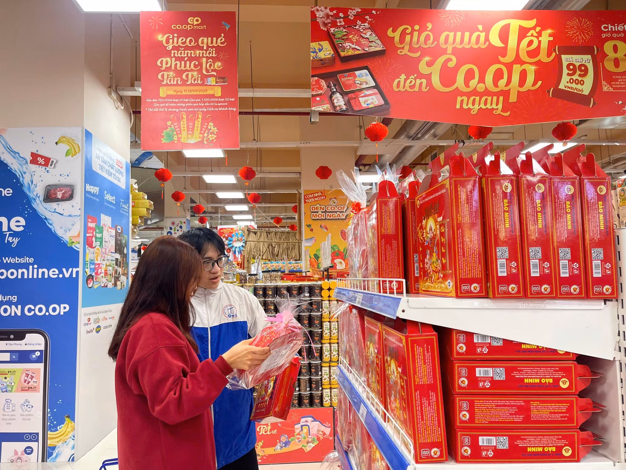 Thương mại điện tử thúc đẩy tăng trưởng bán buôn, bán lẻ -0
