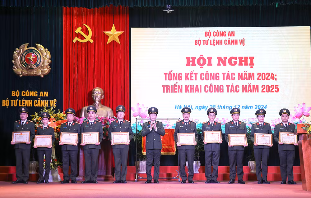 Quyết tâm giành thắng lợi mục tiêu hiện đại hóa lực lượng Cảnh vệ trong năm 2025 -0