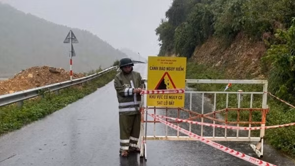 Bộ Công an chủ động ứng phó với mưa lớn khu vực Trung Bộ và Tây Nguyên