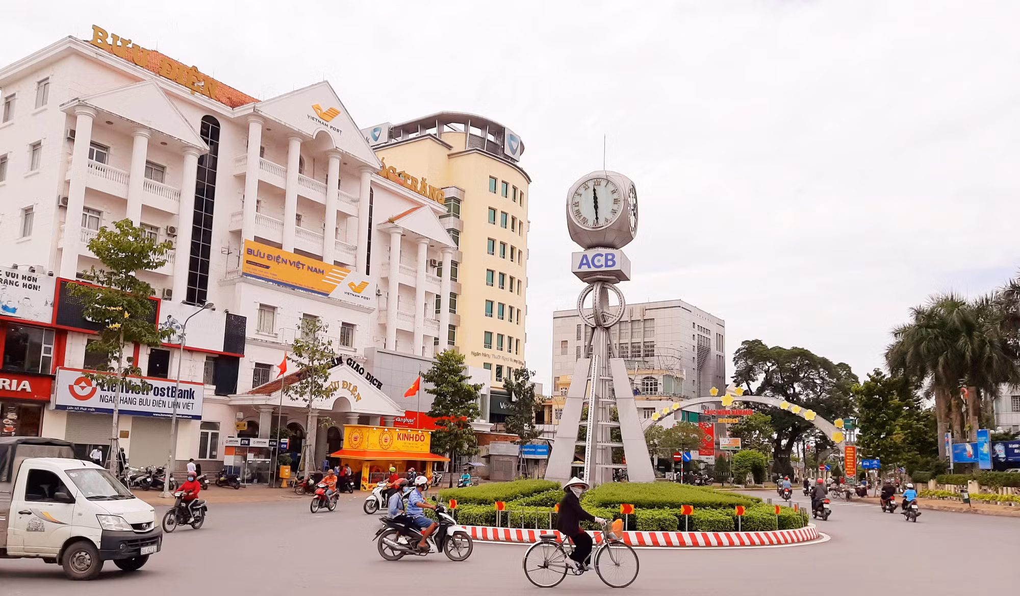 Sóc Trăng hợp nhất nhiều cơ quan, đơn vị -0