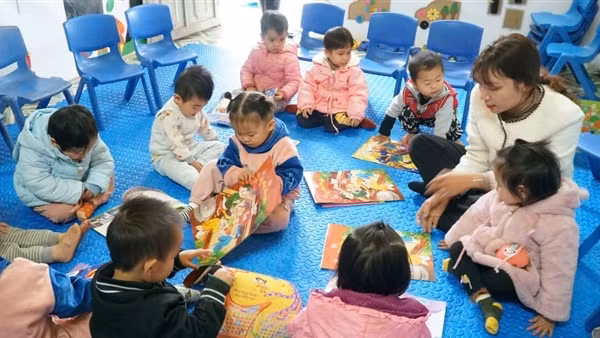 Rộn rã tiếng trẻ thơ ở những điểm trường Làng Nủ