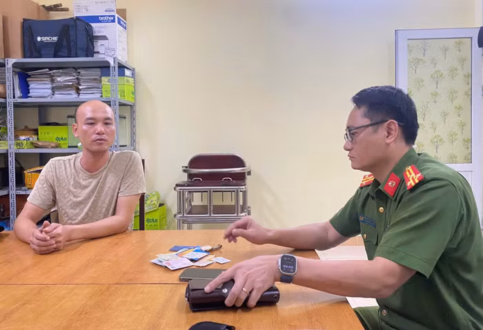 Công an Lai Châu công bố kết quả triệt phá đường dây lừa đảo công nghệ cao xuyên biên giới -0