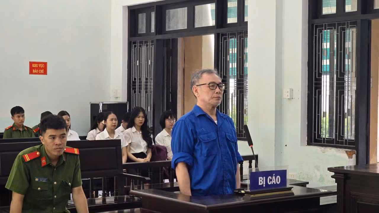 Nhận lời đi kêu oan, nguyên cán bộ VKSND tối cao lừa đảo hơn 2,5 tỷ đồng -0