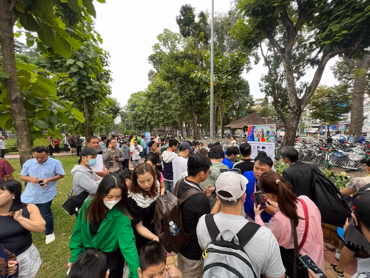 Chạm đến tương lai cùng Metro -0