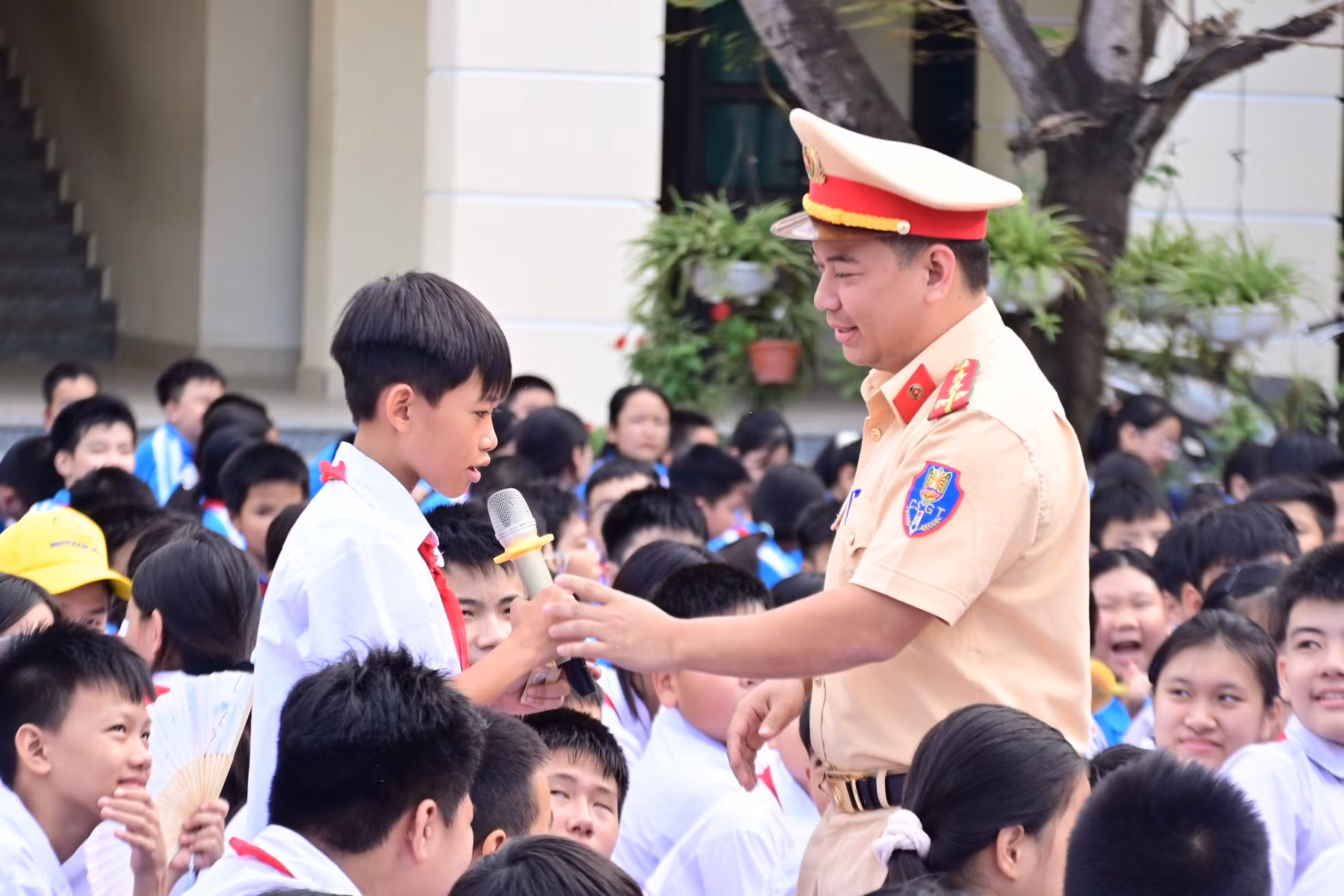 Nhiều cách làm hay ngăn ngừa học sinh vi phạm giao thông ở Hải Phòng, Quảng Ninh -0