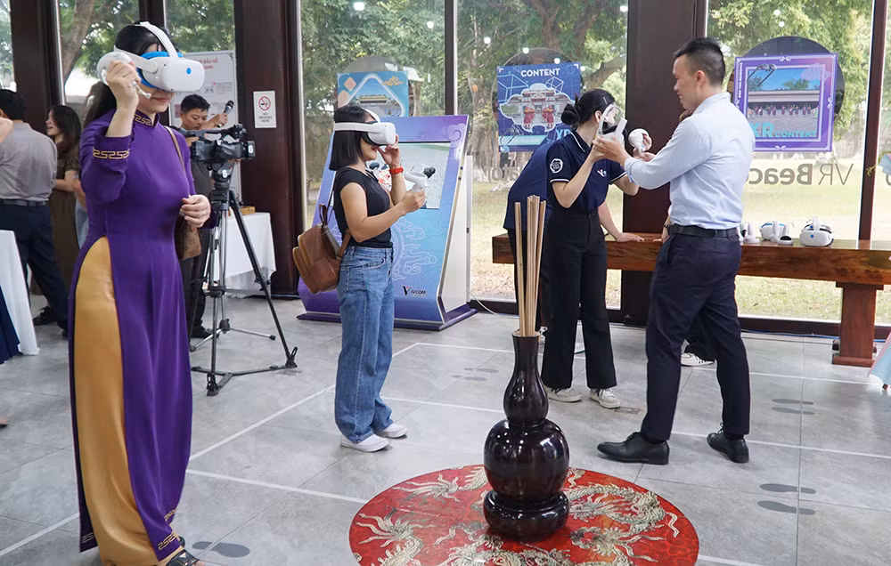 Đẩy mạnh ứng dụng công nghệ trong bảo tồn và phát huy giá trị di sản Huế -0