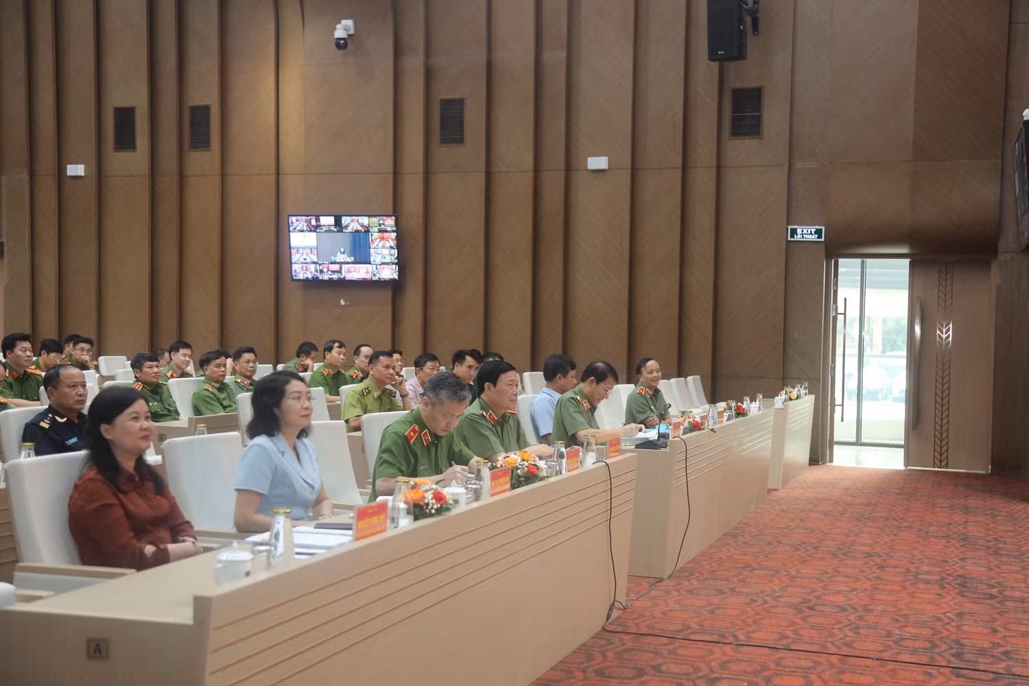 Sơ kết 5 năm thực tiễn thi hành Bộ luật Hình sự, Bộ luật Tố tụng hình sự và Luật Tổ chức cơ quan điều tra hình sự -0