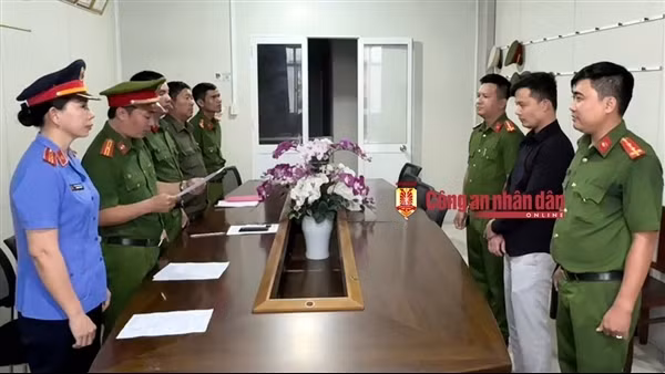 Làm giả giấy đất ở Phú Quốc để lừa đảo chiếm đoạt tài sản