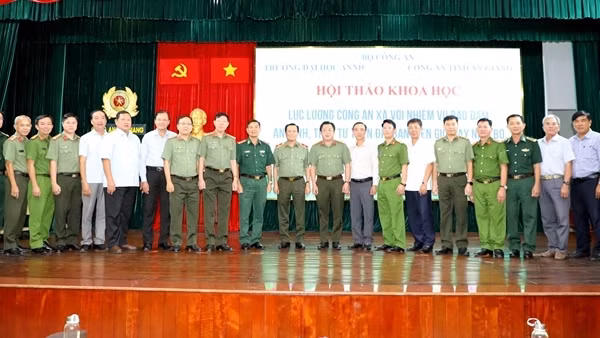 Nâng cao hiệu quả công tác của Công an cấp xã bảo đảm ANTT tuyến biên giới Tây Nam Bộ