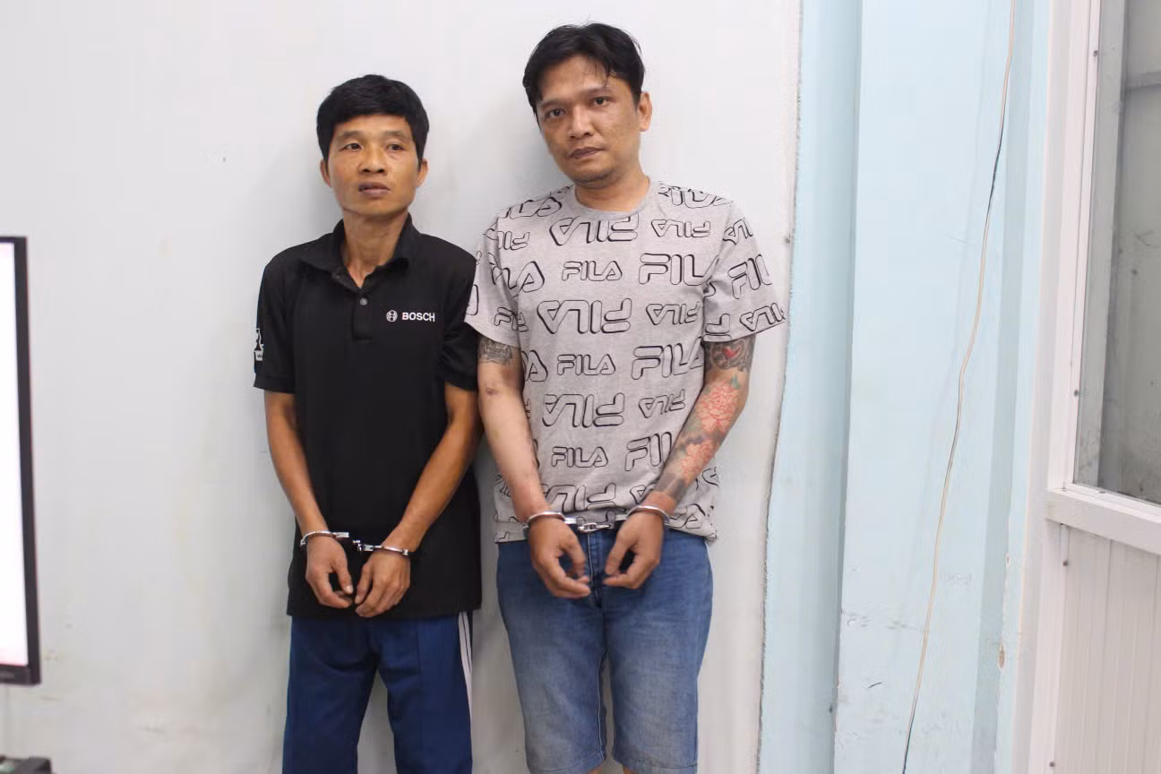 Bắt nhanh hai đối tượng 