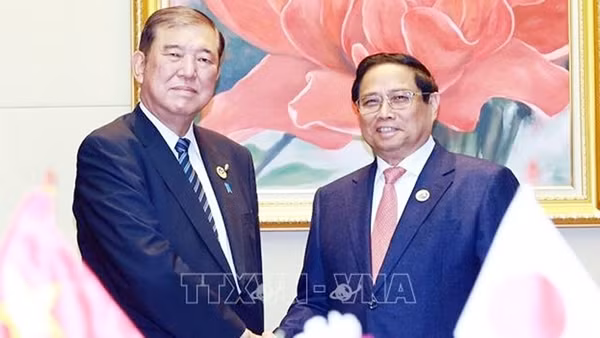 Thủ tướng Phạm Minh Chính hội kiến Thủ tướng Nhật Bản Shigeru Ishiba