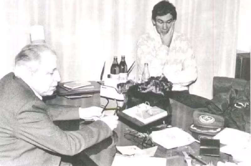 Rem Krasilnikov: Thợ săn gián điệp cừ khôi -0