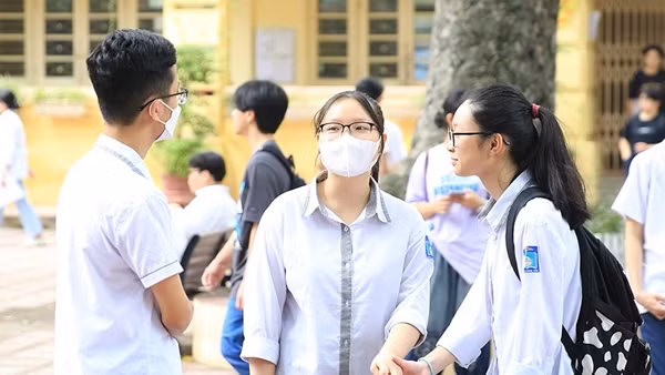 Thi vào lớp 10 theo chương trình mới: Môn thi thứ 3 có nên để học sinh tự chọn?