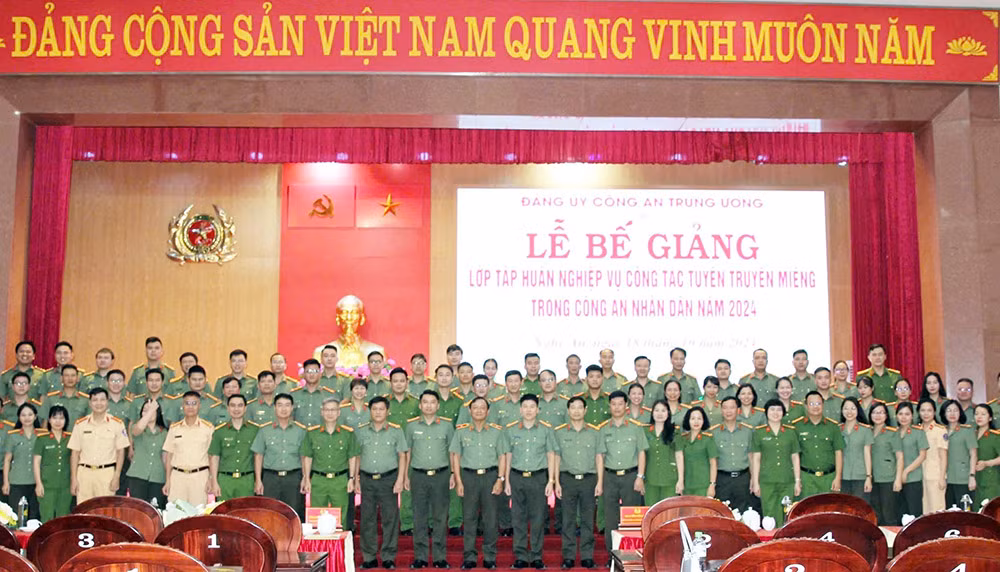 z5939601168730_0141cecd5318811178eb46126cef9ecf.jpg -1