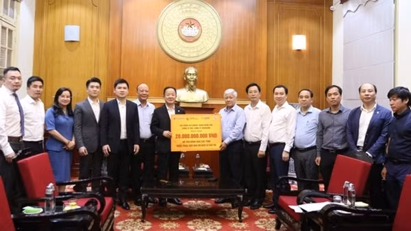 T&T, SHB và các DN trong hệ sinh thái của bầu Hiển ủng hộ 20 tỷ đồng khắc phục thiệt hại bão lũ