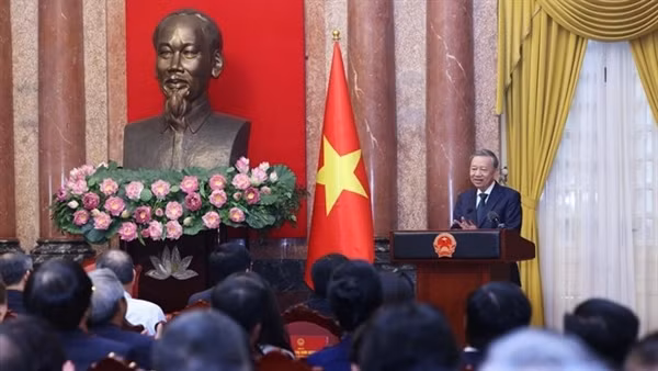Tổng Bí thư, Chủ tịch nước Tô Lâm gặp mặt đại biểu doanh nhân tiêu biểu