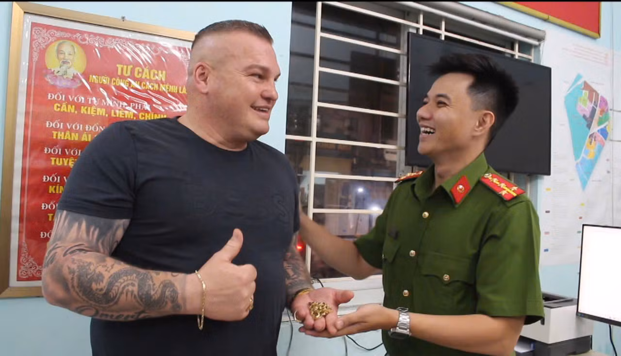 Bắt nhanh hai đối tượng 